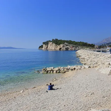 Apartment With Parking Space - 23153 Makarska