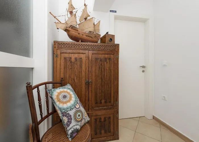 With Parking Space - 23153 Apartman *