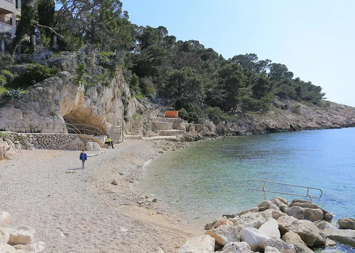 With Parking Space - 23153 Makarska